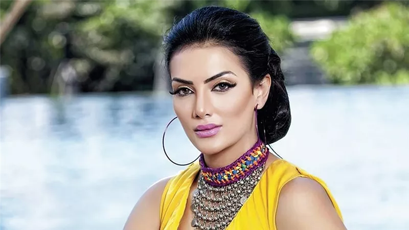 ١٥٠ الف مشاهدة لنصائح حورية فرغلي لمتسابقات ملكة جمال مصر