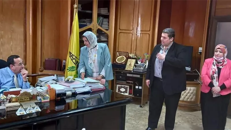 شوشه يجتمع مع مسؤولى التعليم بشمال سيناء لمناقشة الخطة التنشيطية للطلاب أثناء أجازة آخر العام