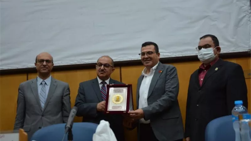 أحد علماء مصر البارزين فى الخارج يكشف حقائق هامة