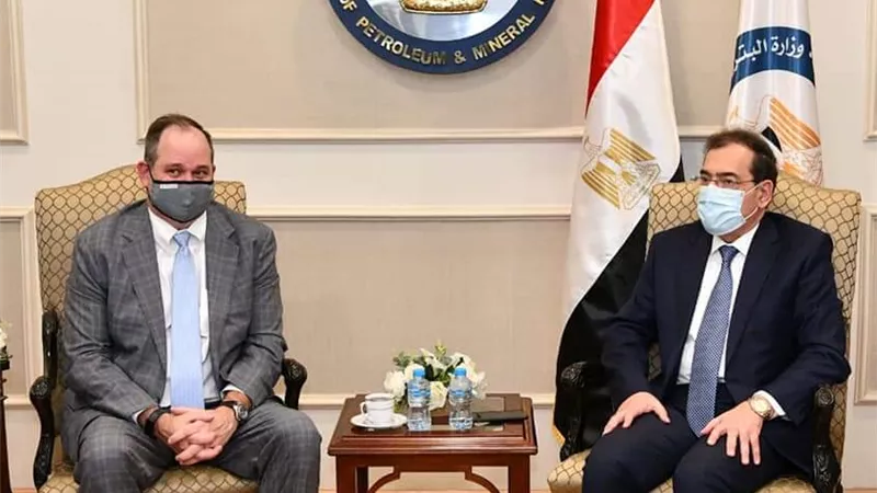 الملا : الصحراء الغربية لا تزال تتمتع باحتمالات بترولية واعدة