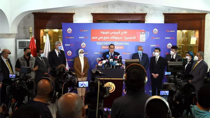 مدبولى : الرئيس السيسى وجه بتصنيع لقاح كورونا محليا