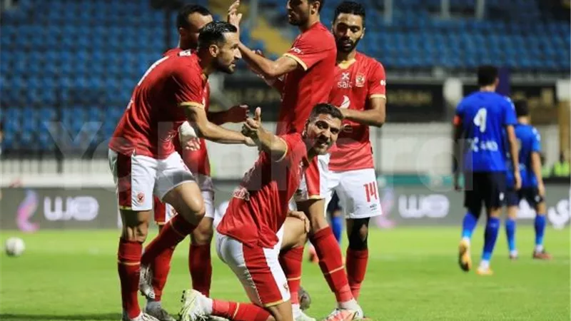 المارد الأحمر اكتسح سموحة
