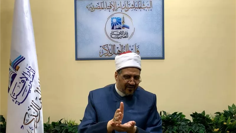 ماحكم شراء السلعة التى لم تمر بالجمارك وهل يلحقنى اثمها عند بيعها ؟ .. دار الإفتاء تجيب
