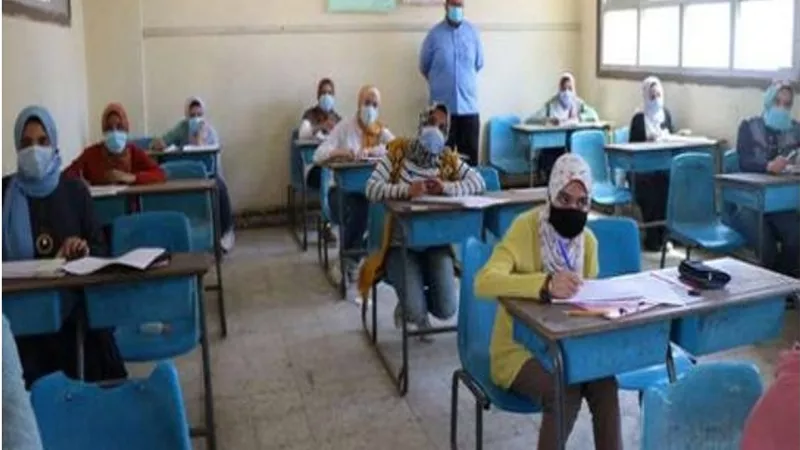 محافظ القاهرة يعتمد تنسيق قبول طلاب الإعدادية بالمدارس الفنية