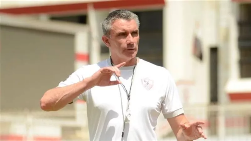كارتيرون يحذر نجوم الزمالك من الوزن الزائد