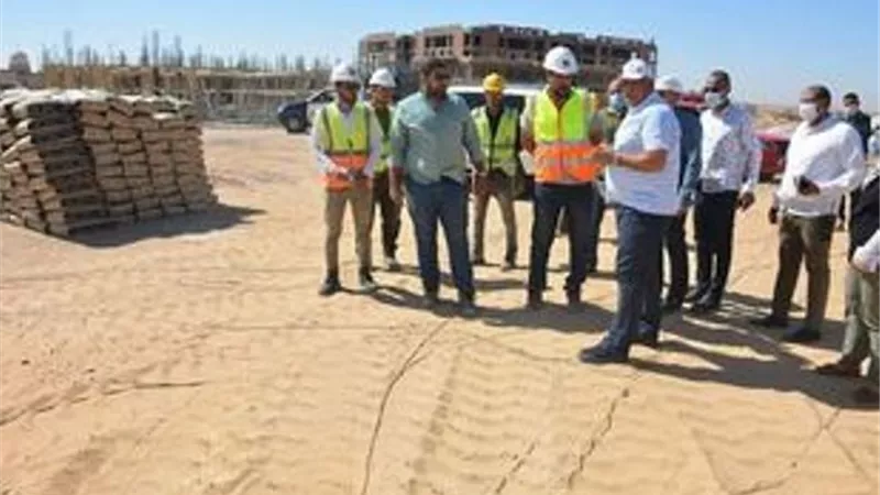 سحب اعمال مجمع المصالح الحكومية من الشركات المنفذة لعدم الجدية بالوادى الجديد