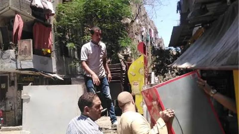 حملات صباحية ومسائية بالمنيرة الغربية شمال الجيزة..صور