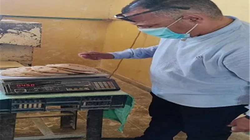 استمرار الحملات التموينية بالقصير للتأكيد على جودة رغيف الخبز ومراجعة حصص الدقيق