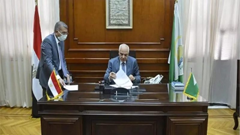 محافظ الجيزة يعتمد تنسيق القبول للثانوي العام بحد أدنى 218 درجة