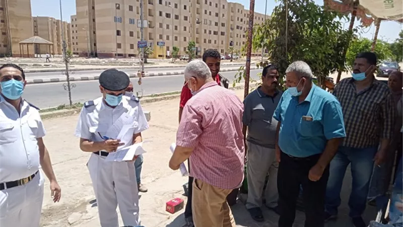 جهاز بدر يغلق ويشمع 14 عقار مخالف ويرفع عدادات الكهرباء بالتعاون مع شرطة التعمير.. بالصور والأرقام