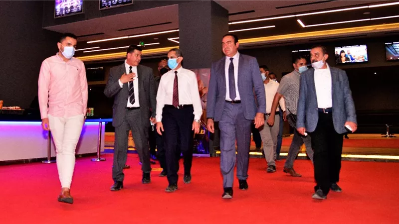 محافظ الغربية ورئيس هيئة الرقابة الإدارية يتفقدان عدداً من المشروعات التنموية-صور