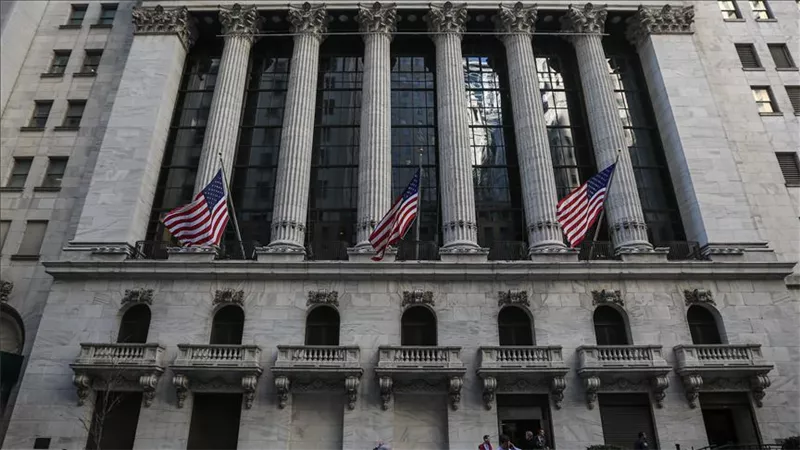 الطاقة الأمريكية ترفع توقعاتها لمتوسط سعر خام برنت لعام 2021