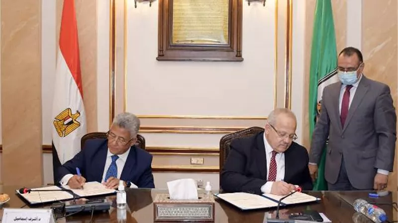 الهيئة العامة للاعتماد والرقابة الصحية توقع بروتوكول تعاون مع جامعة القاهرة لدعم المنظومة الطبية