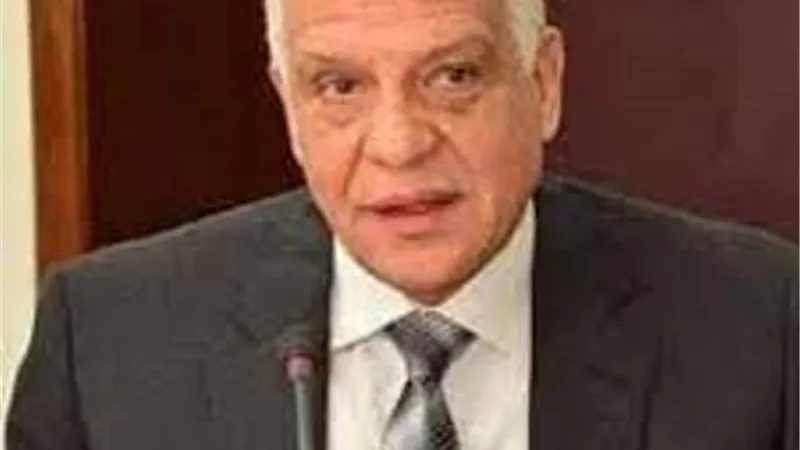 محافظ الجيزة: غلق 97 منشأة طبية تدار بدون ترخيص بالأحياء والمراكز