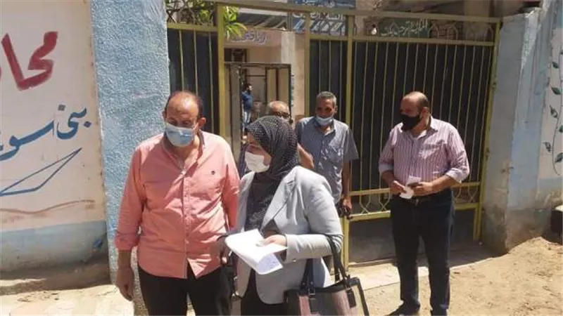 وكيل وزارة التعليم ببنى سويف تتفقد لجان الثانوية