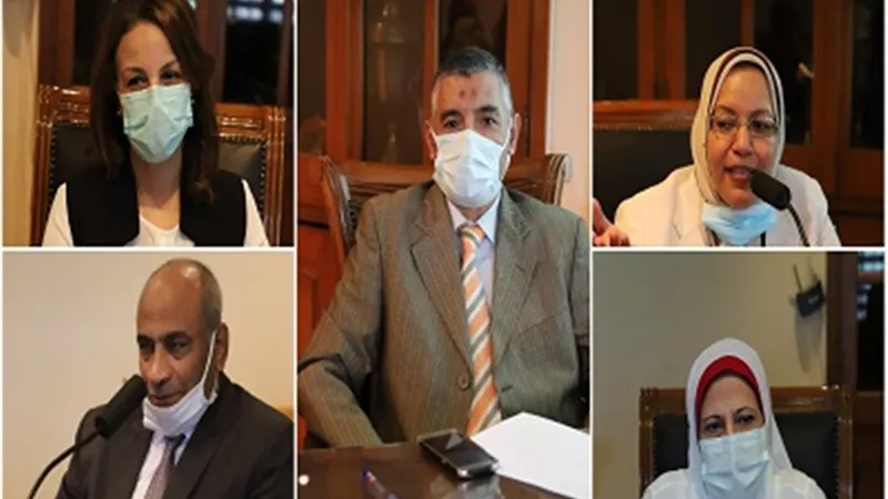 خبراء الإذاعة يشيدون بمشروعى التخرج 