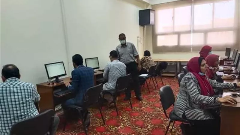 تدريب 69 من أعضاء هيئه التدريس بجامعة جنوب الوادى على رياده الأعمال