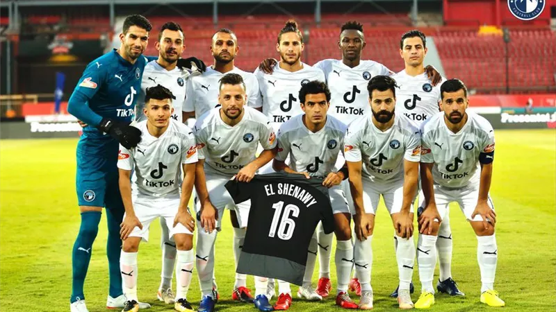 لاعبو بيراميدز يدعمون الشناوي قبل مواجهة الإنتاج فى الدورى