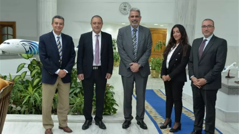 مصرللطيران تستقبل نائب رئيس الإتحاد الدولي للنقل الجوي IATA لإقليم إفريقيا والشرق الأوسط