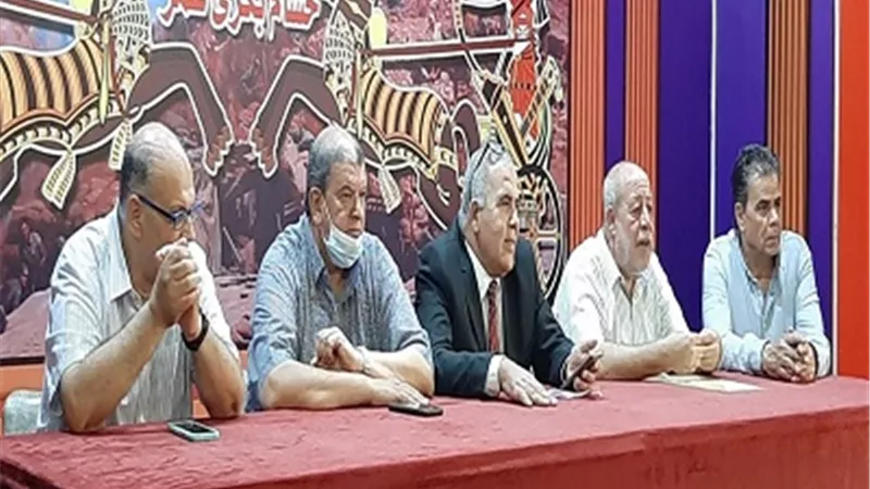 وكيل تعليم دمياط يجتمع برؤساء لجان الثانوية العامة