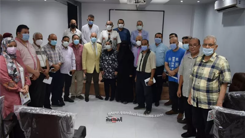 وكيل وزارة الصحة بالشرقية يؤكد على الالتزام بمواعيد الجرعة الثانية بلقاح 