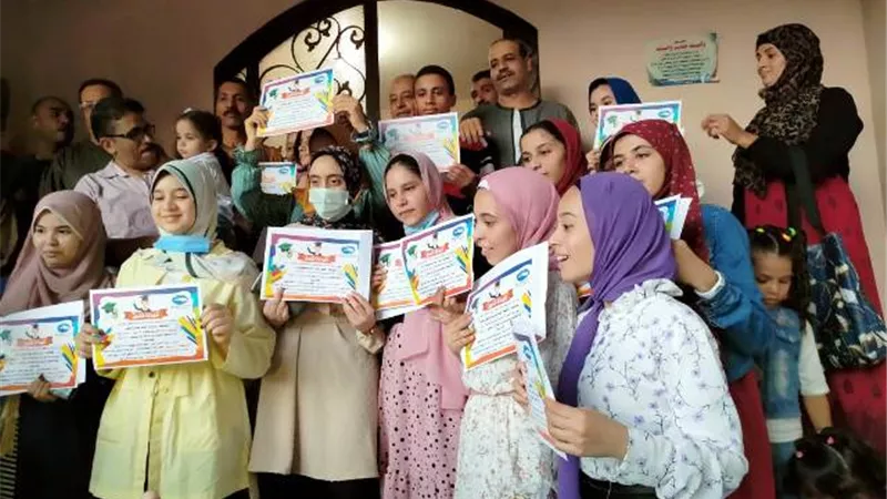 أمانة مستقبل وطن الفتح تكرم أوائل الشهادة الإعدادية بالمركز.. بالصور