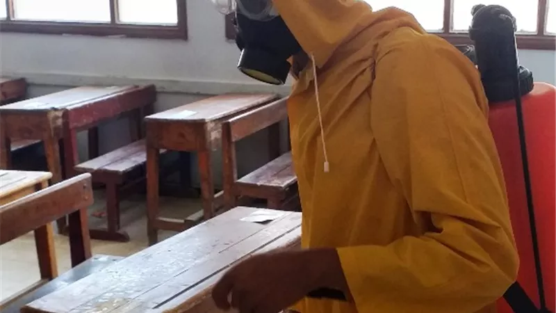 تعقيم 62 لجنة ثانويه عامة فى بنى سويف.. بالصور
