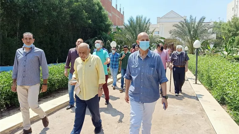 وكيل وزارة الصحة يعاين مبني بسنهوت لدراسة مقترح نقل خدمات الرعاية الأولية به