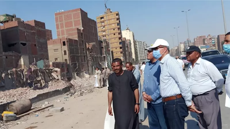 متابعة تطوير كورنيش شبرا الخيمة ومحور البترول وتوسعة الدائرى بالقليوبية