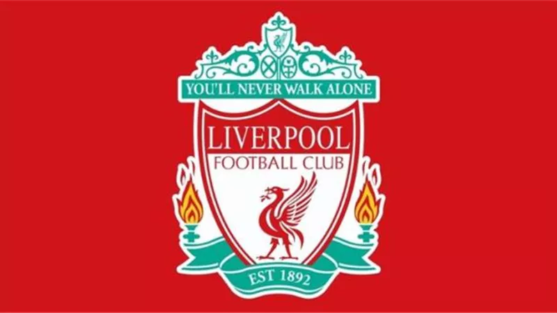 ليفربول يمنح حارس مرماه عقد طويل الأمد