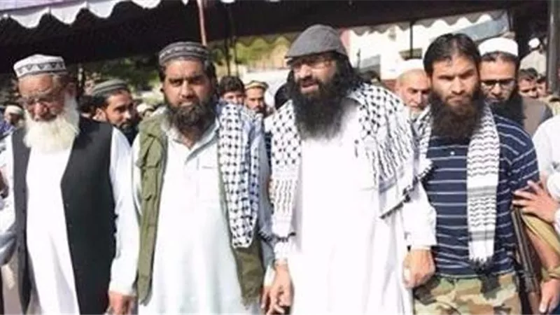 الهند تقيل 11 موظفا حكوميا في كشمير بتهمة 
