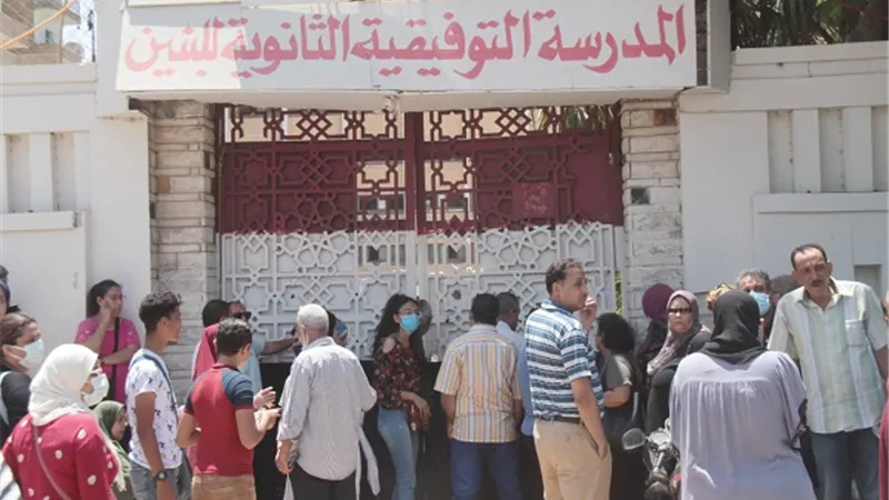 التعليم تتابع اسئلة امتحان اللغة العربية للثانوية العامة