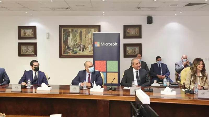 الاتصالات: دعم 100 شركة ناشئة وإتاحة خدمات سحابة مايكروسوفت أزور ب 3 مليون دولار