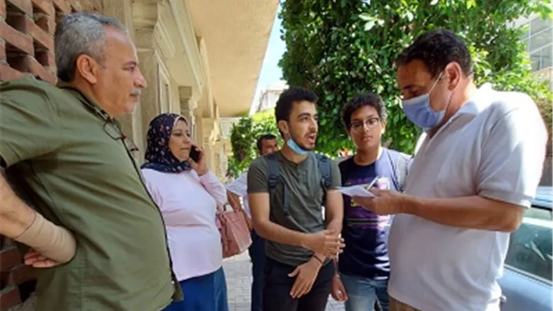 طلاب الأدبى بالاسكندريه: العربى طويل وبه جزئيات صعبه