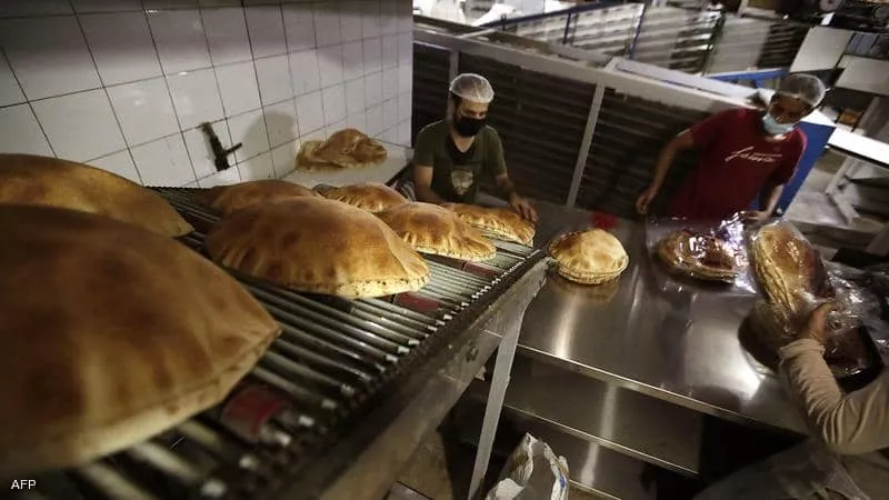أزمة خبز في لبنان.. كيس «العيش» يتجاوز 4250 ليرة