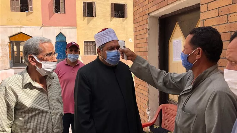 رئيس قطاع المعاهد الأزهرية يتابع لجان الشهادة الثانوية بمنطقة بني سويف