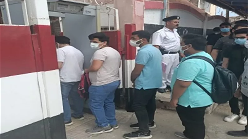 طلاب الثانوية: سؤالي التعبير والنحو خارج التوقعات..ولا وقت للمراجعة