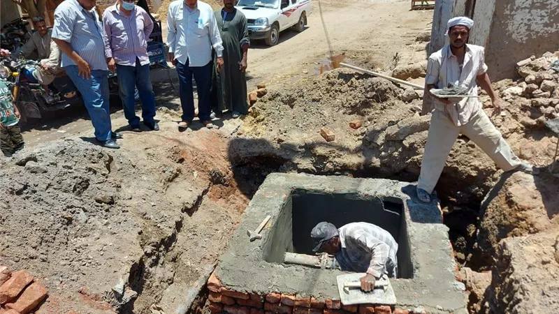 نصير يتفقد اعمال تطوير قرية النجوع المستهدفة فى مبادرة حياة كريمة بإسنا جنوب الأقصر