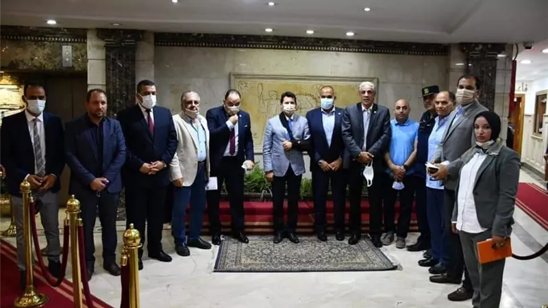وزير الرياضة يترأس اجتماع اللجنة العليا لمبادرة مصر بلاغرقى
