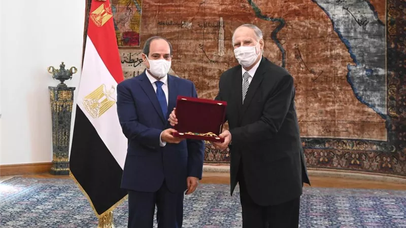 السيسي يشهد حلف اليمين لرئيس هيئة قضايا الدولة الجديد
