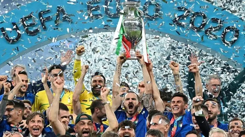 الآلاف يطالبون بإعادة نهائي اليورو..بسبب صورة