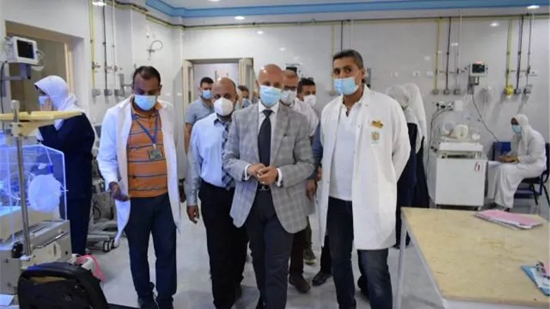وكيل وزارة الصحة يتفقد سير العمل والتطوير بمستشفي ههيا المركزى