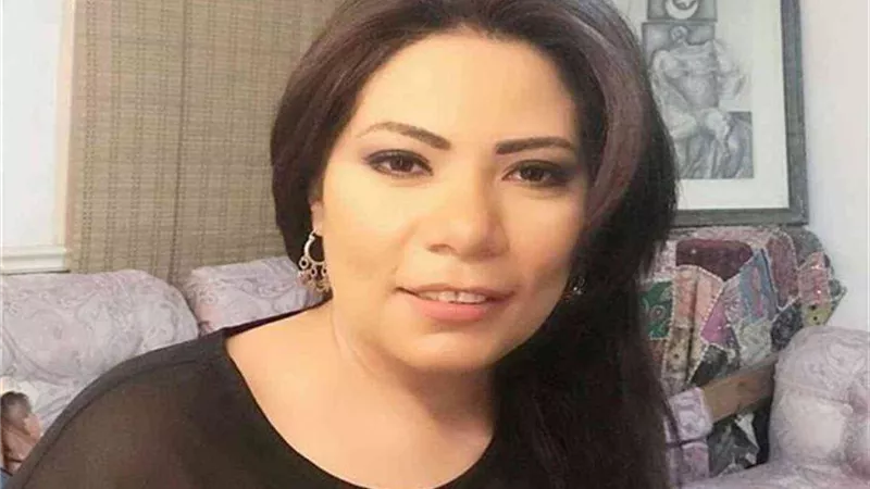 إيمان السيد تفتح النار على المتابعين المنتقدين تأخرها فى الزواج حتى الآن