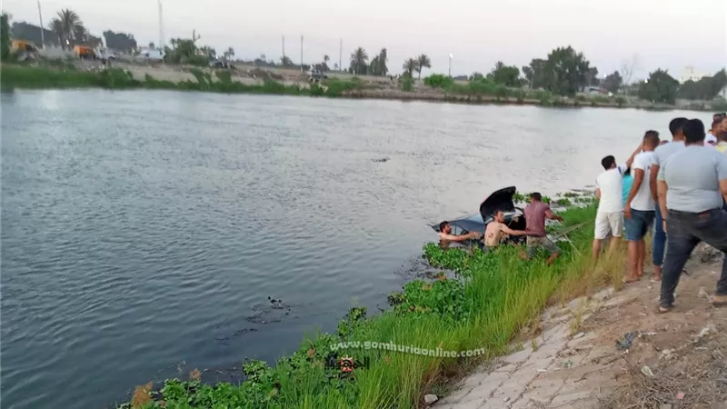 سقوط سيارة ملاكي في ترعة الإسماعيلية بالتل الكبير وإنقاذ قائدها ..صور