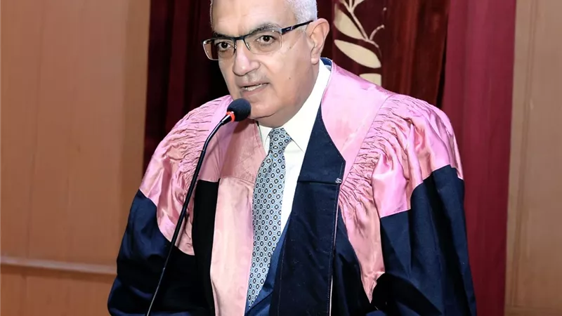 جامعة المنصورة تكرم 87 من علمائها وباحثيها خلال عيد العلم الثانى عشر