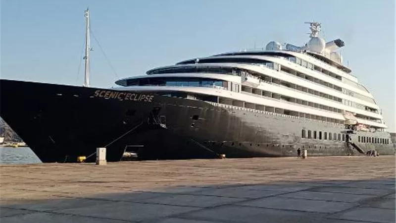 وصول السفينة السياحية Scenic Eclipse لميناء شرم الشيخ البحري
