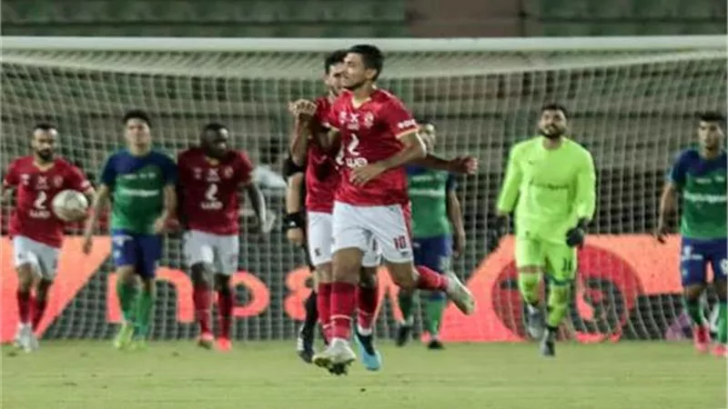 مدافع المقاصة يكشف مفاجأة بشأن اقتراب انتقاله مع محمد شريف إلى الزمالك