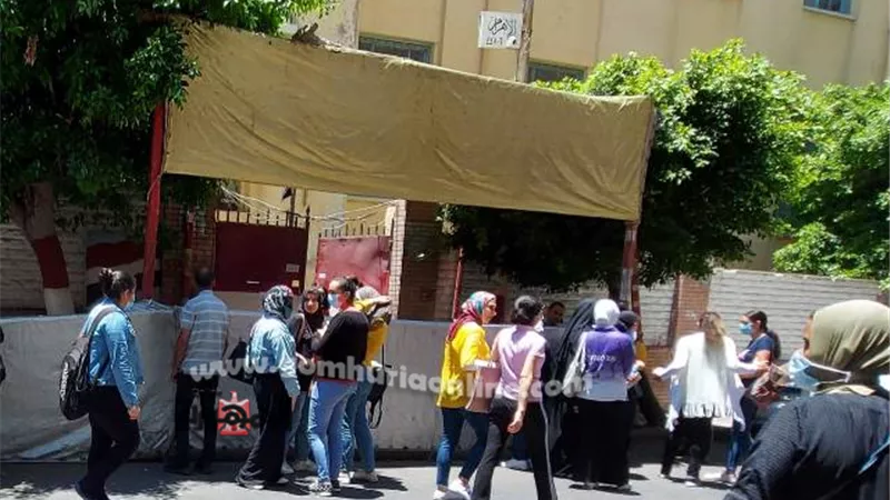 طلاب الادبى بالإسكندرية: أسئلة الالمانى هيروغليفى.. والايطالى محتاج ايطاليين للأجابة عليه