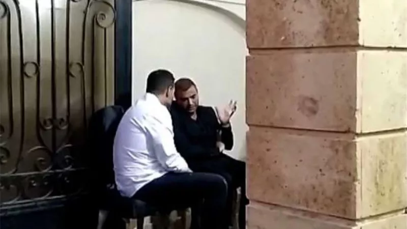 ماجد المصرى أول الحاضرين بعزاء شقيق رامى صبرى