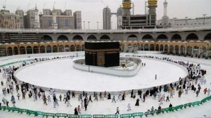 الهلال الأحمر : 300 متطوع و 25 نقطة إسعافية بالحرم المكي و بالمشاعر المقدسة للحج